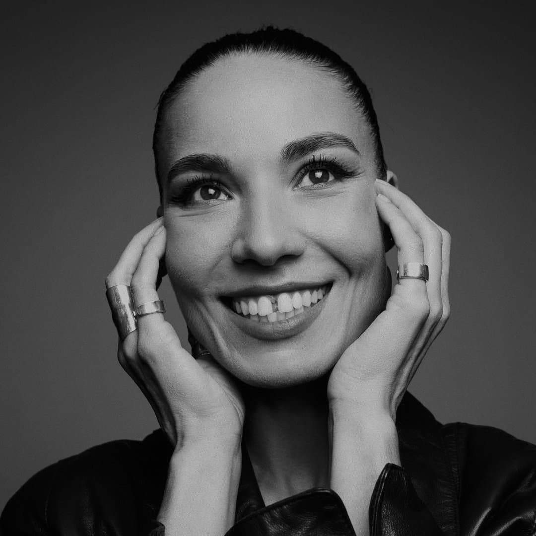 Zuzana Akopjan Veselá